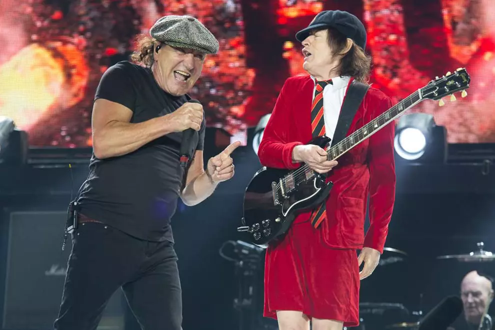 AC/DC