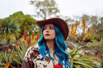 Amy Sheppard Announces Debut Album ‘Born To Be Country’& First National Headline Tour
