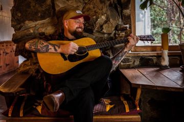 Andrew Swift Announces New Album Lucky Stars And National Tour 