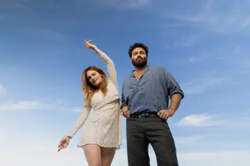 Angus & Julia Stone