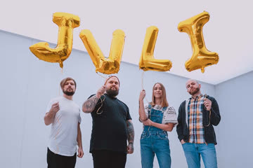Blacktoothed announce new album JULI and release new single/video 'Pulse'