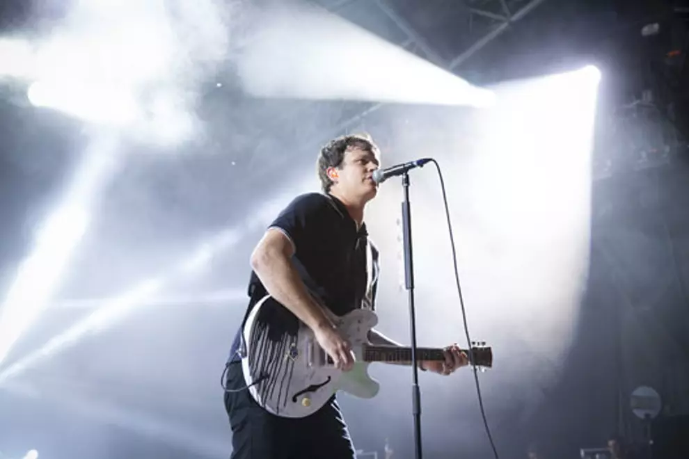 Tom Delonge with Blink-182 live in Melbourne 2013. Pic by Heidi Takla