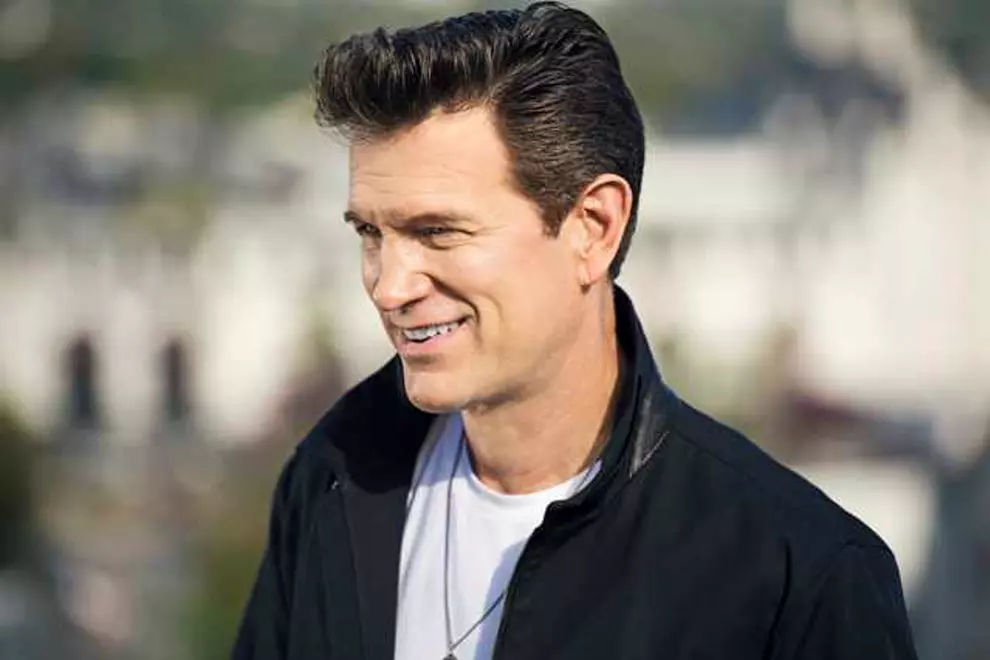 Chris Isaak