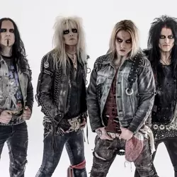 More CRASHDIET