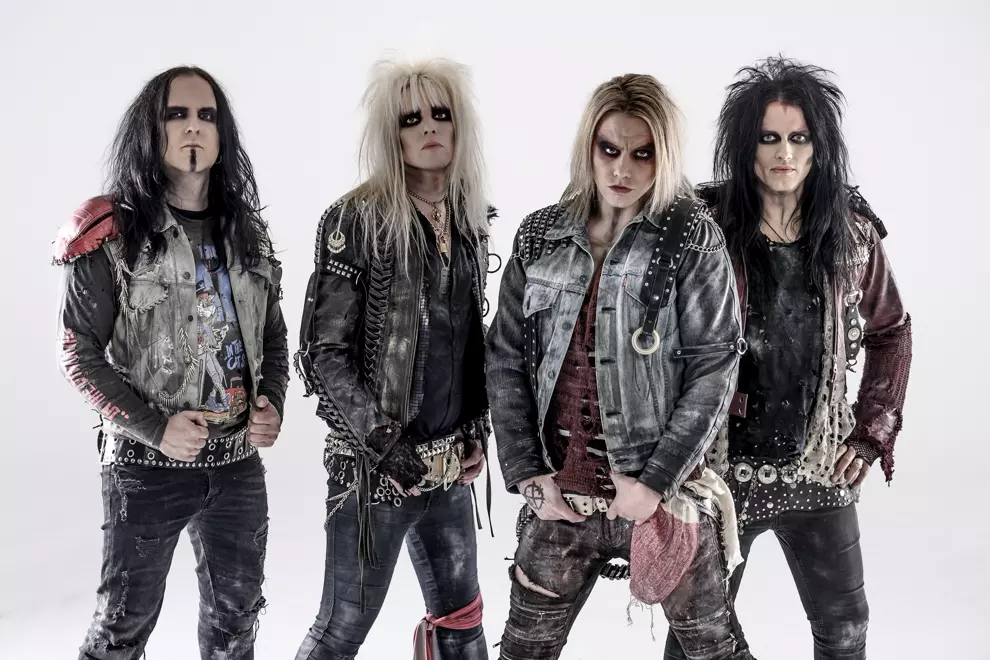 CRASHDIET