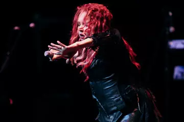 Cyndi Lauper, Pic by Holly Engelhardt