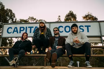 Dear Seattle (pic by Pat O'Hara)