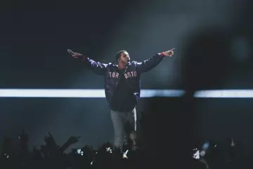 Drake performing in Sydney