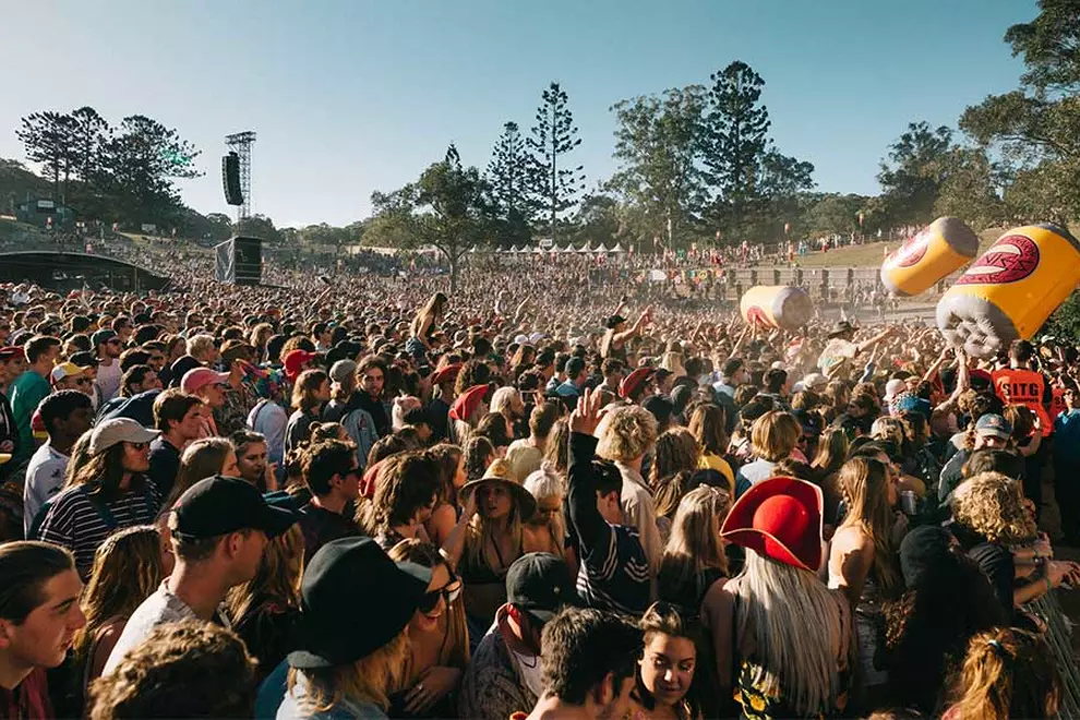 Photos by Clare Hawley & Markus Ravik