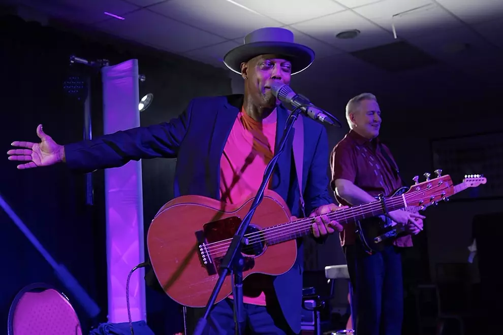 Eric Bibb @ Rock Rover. Pic by Alan Holbrook