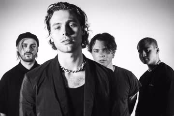 5 Seconds Of Summer's Luke Hemmings Reveals That He's A Dad
