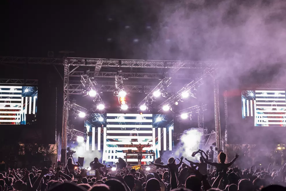 Fatboy Slim @ Nodes Park. Photos by Dana Weeks