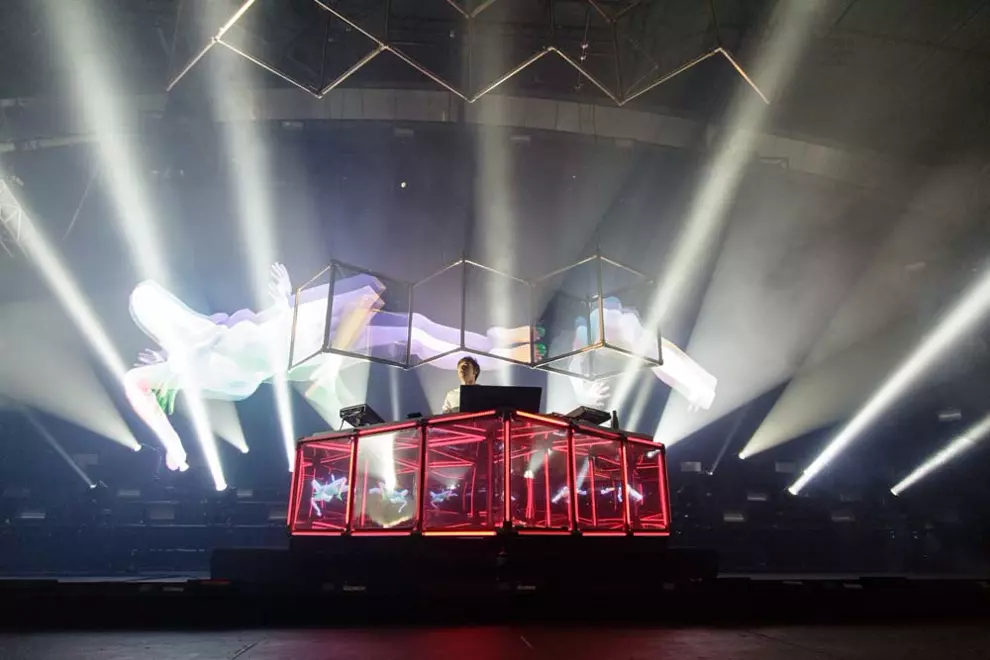 Photo by Joshua Braybrook