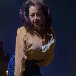 More Francesca de Valence