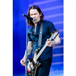 More Myles Kennedy