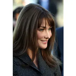 More Carla Bruni