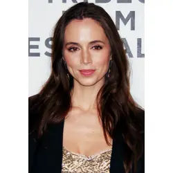 More Eliza Dushku