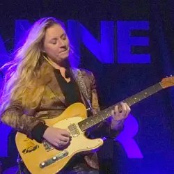 More Joanne Shaw Taylor