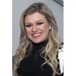 More Kelly Clarkson