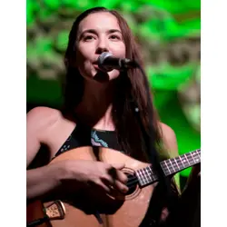 More Lisa Hannigan