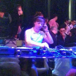 More Martin Solveig