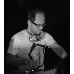 More Oliver Huntemann