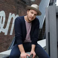 More Gavin DeGraw