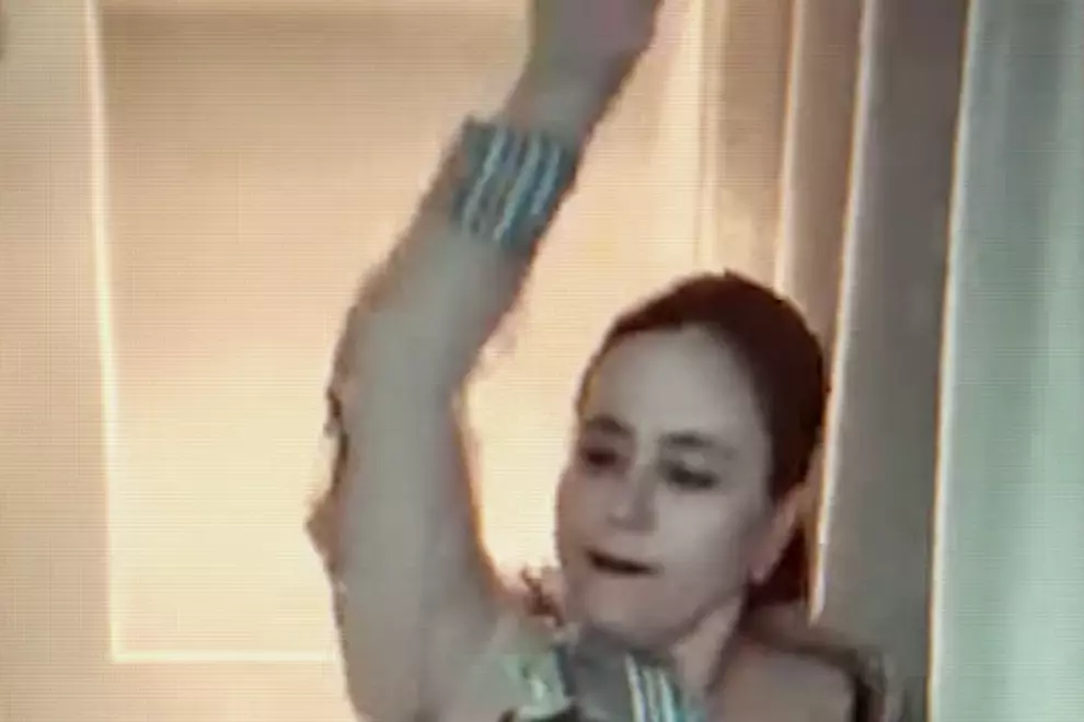 Alex Borstein in 'Unready'