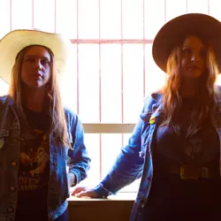 More Hana & Jessie-Lee