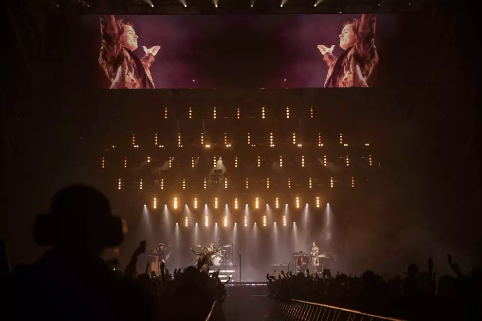 Harry Styles at Hisense Arena. Pic by Kane Hibberd.