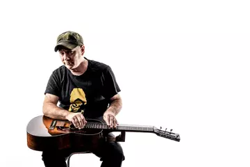 Jeff Lang. Pic by Chris Franklin