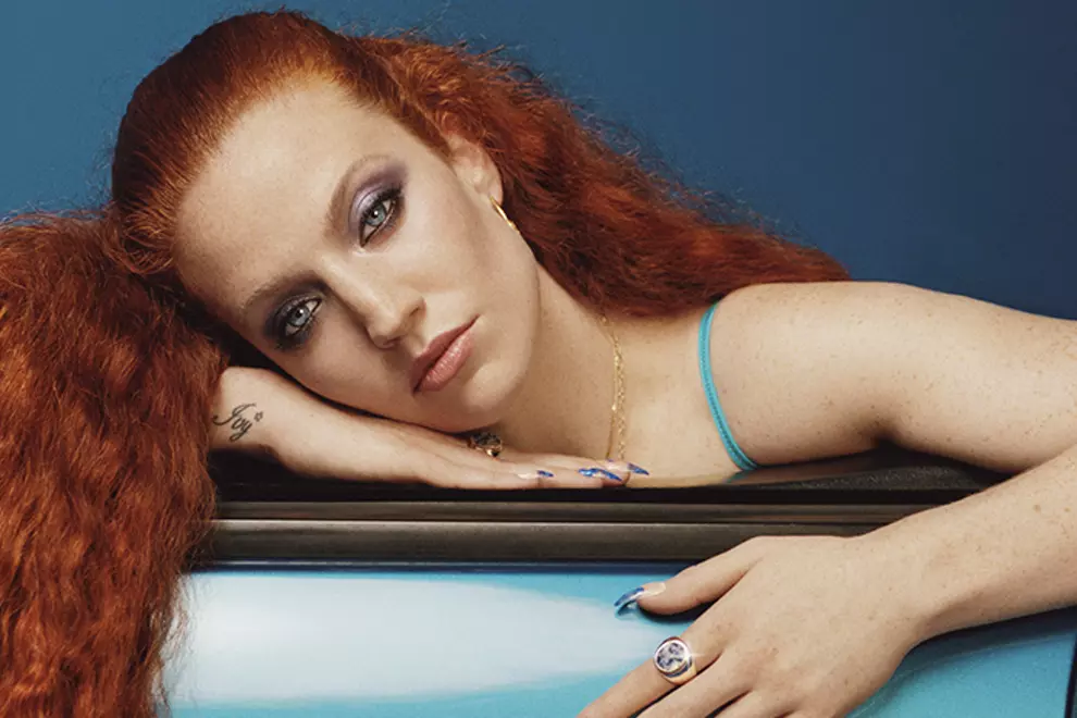 Jess Glynne