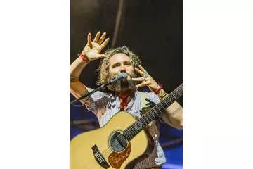 John Butler Trio @ Sydney Opera House Forecourt. Photos by Milly Mead.