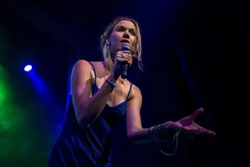 Joss Stonel Pics by Peter Sharp