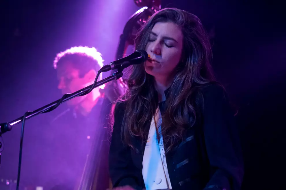 Julia Holter @ Rosemount Hotel. Photos by Linda Dunjey.