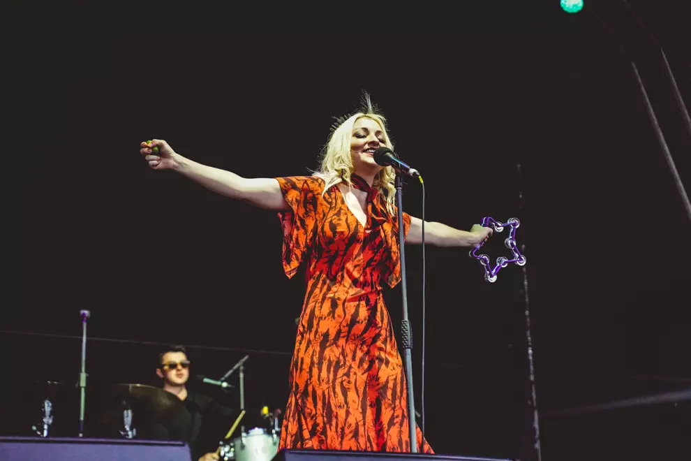 Kate Miller-Heidke @ Stadium Park, Optus Stadium. Photo by Tashi Hall.