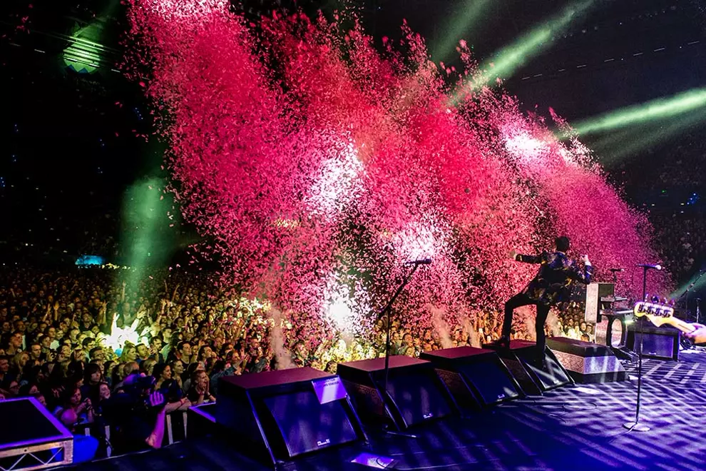 Photo by Rob Loud