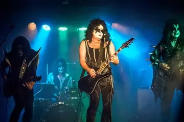 Kisstake. Photo by Linda Dunjey