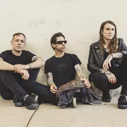 More Laura Jane Grace & The Devouring Mothers