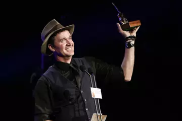 Luke O'Shea picks up a Golden Guitar
