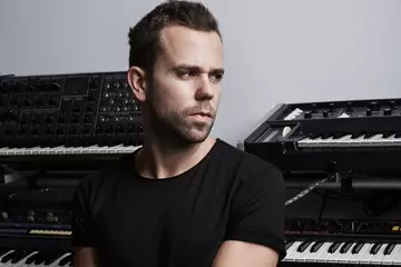 M83