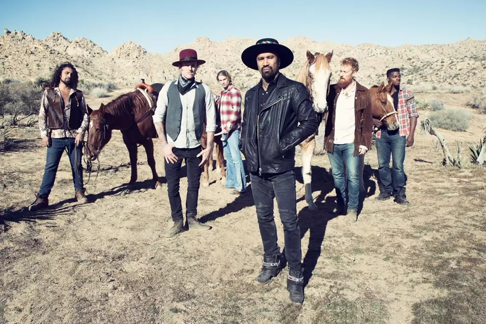 Nahko & The Medicine For The People