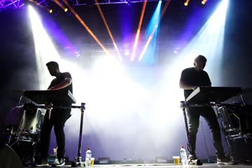 Live Review: Odesza, Yahtzel