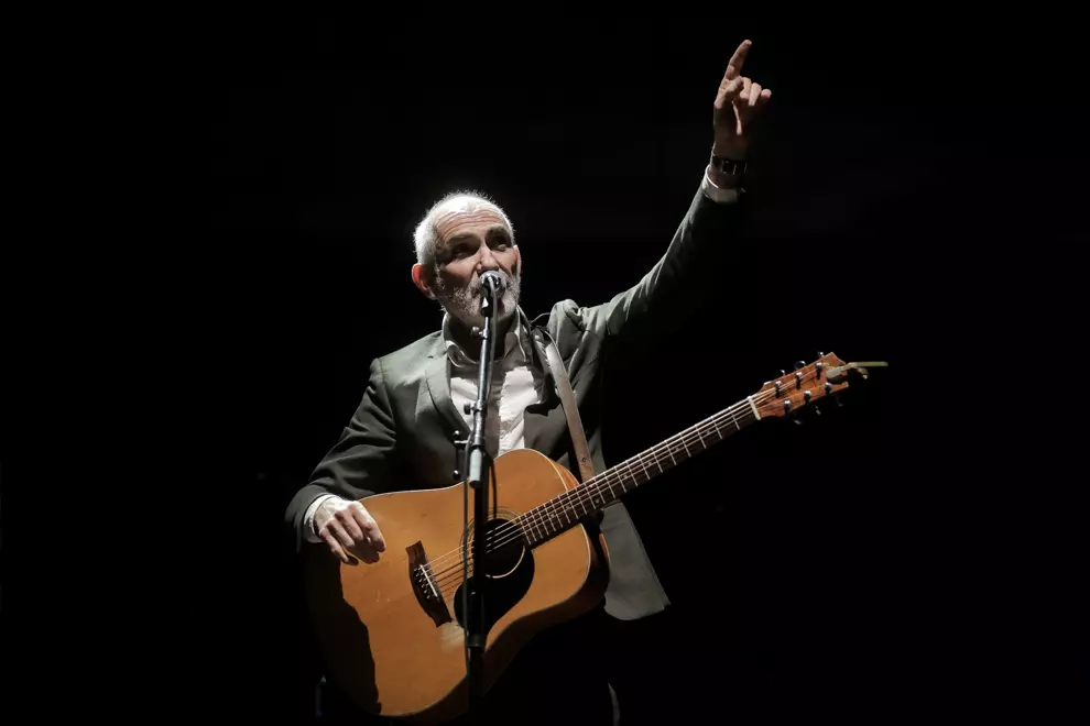 Paul Kelly @ The Domain. Photos by Josh Groom.