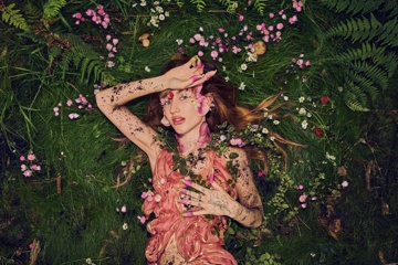 Peach PRC Announces Debut Album 'Porcelain'