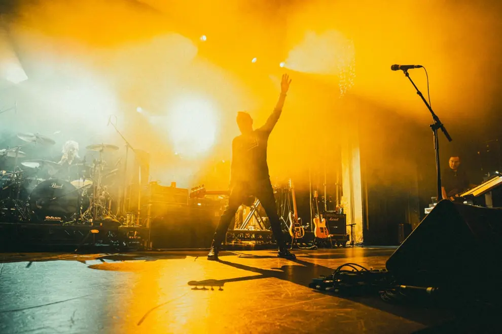 Peter Hook & The Light