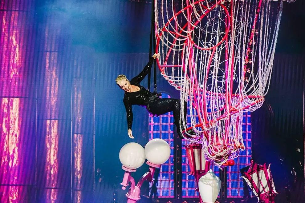 Pink @ Perth Arena. Photo by Sean Finney.