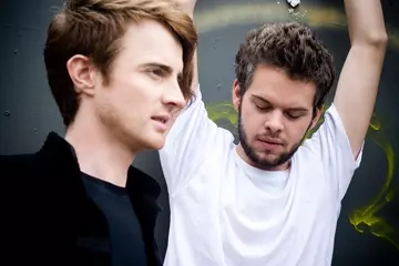 Pnau