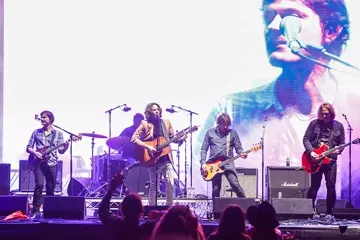 Powderfinger @ Splendour 2017. Pic by Clare Hawley