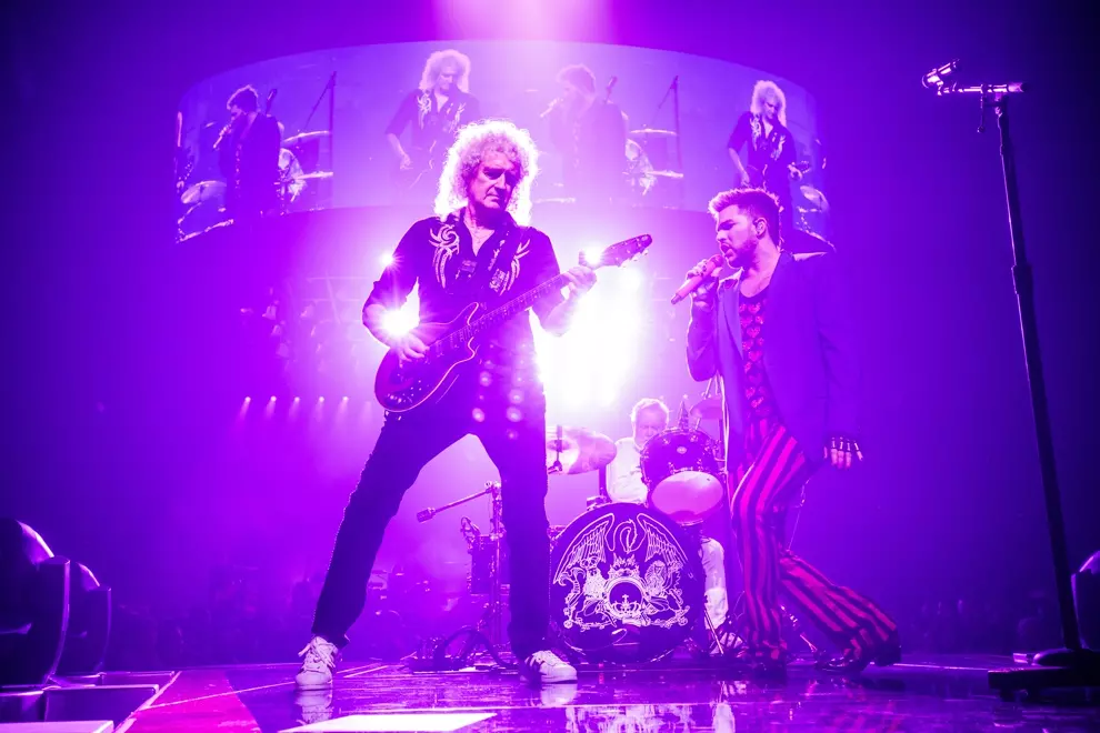 Queen feat. Adam Lambert